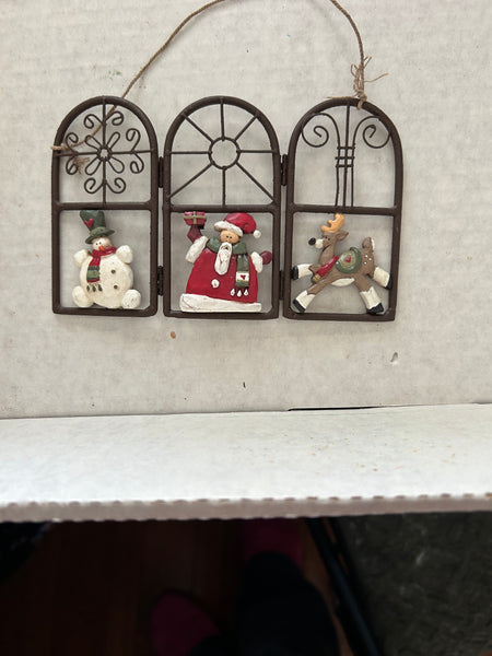 4" Screen ornament w/snowman, Santa, deer